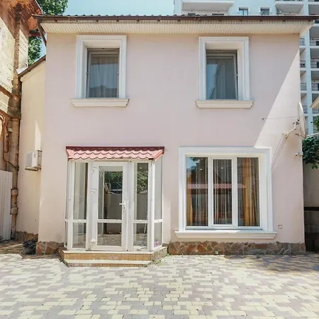 公寓 Big Own House In Otrada